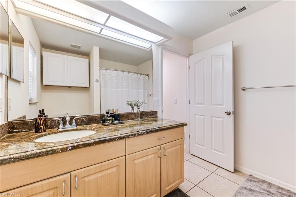 4665 47th Ave NE, Naples, FL 34120-28