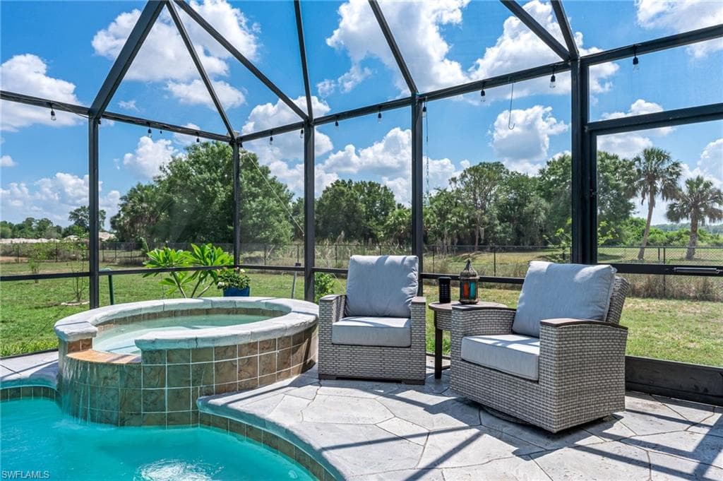 4665 47th Ave NE, Naples, FL 34120-35