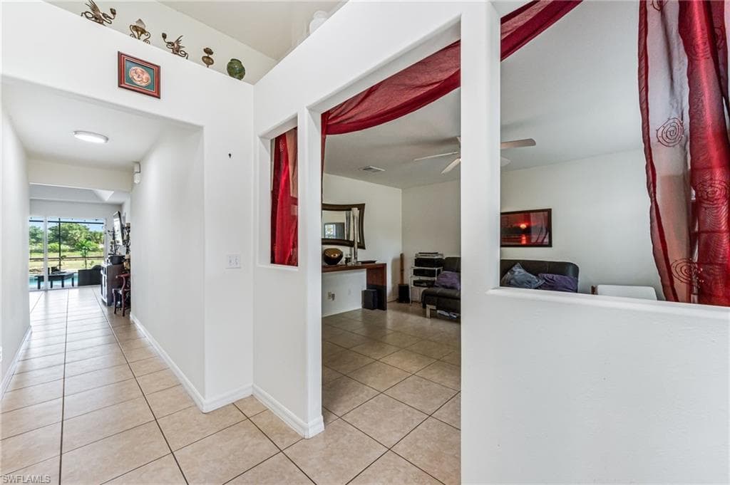 4665 47th Ave NE, Naples, FL 34120-4