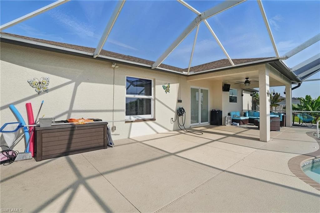25 12th Pl, Cape Coral, FL 33993-22