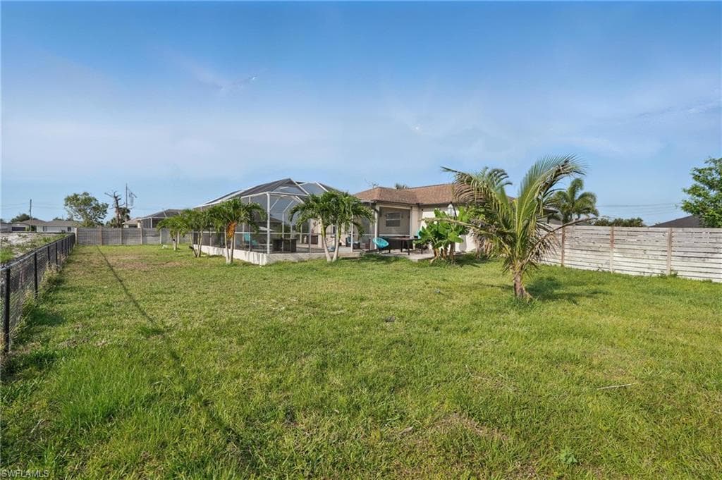 25 12th Pl, Cape Coral, FL 33993-30