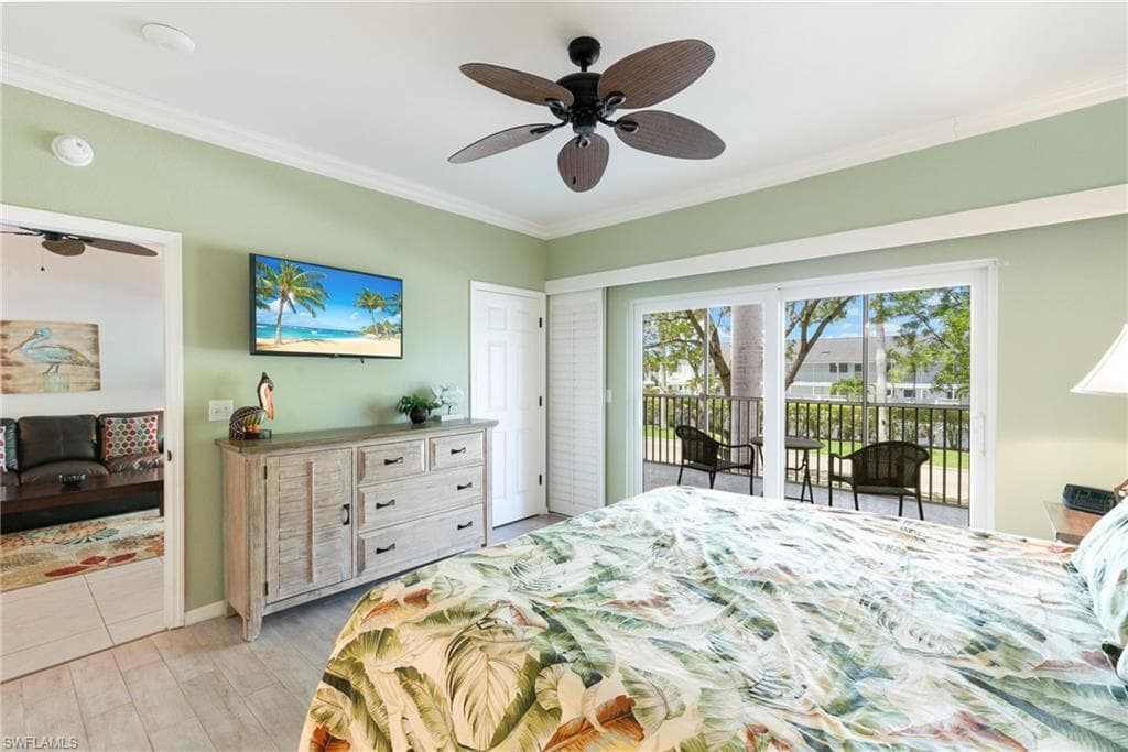 140 Palm St 207, Marco Island, FL 34145-17