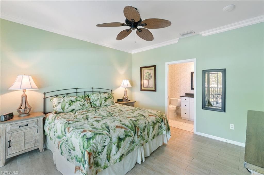 140 Palm St 207, Marco Island, FL 34145-18