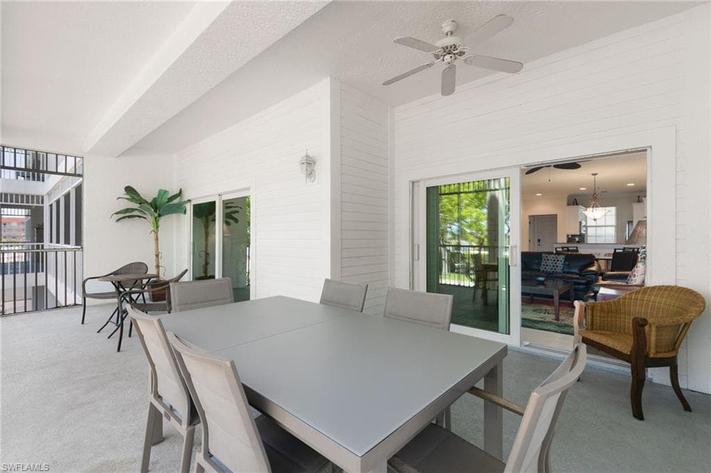 140 Palm St 207, Marco Island, FL 34145-24
