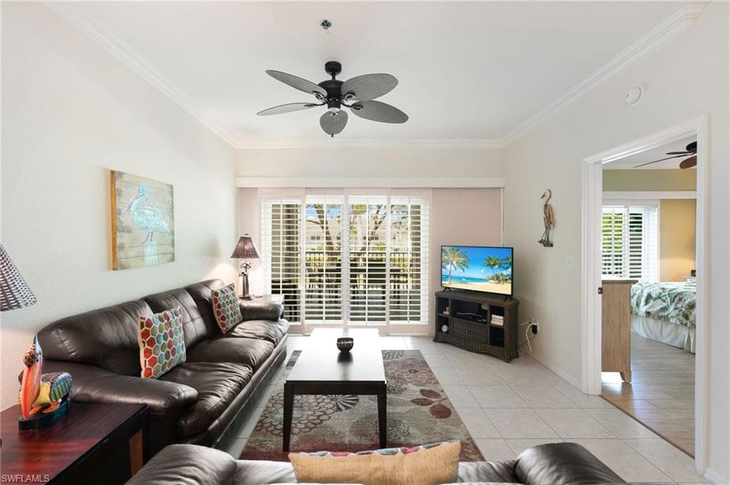 140 Palm St 207, Marco Island, FL 34145-3