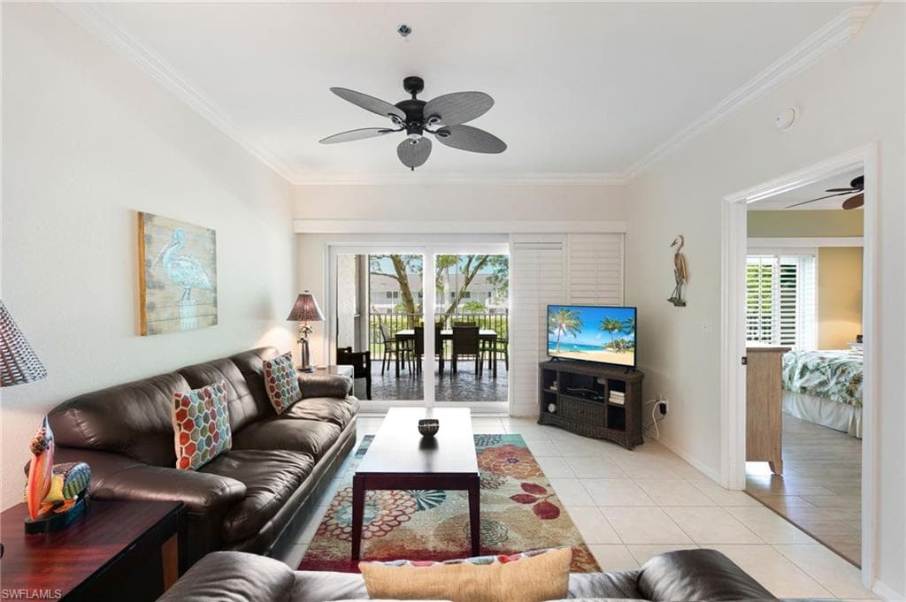 140 Palm St 207, Marco Island, FL 34145-4
