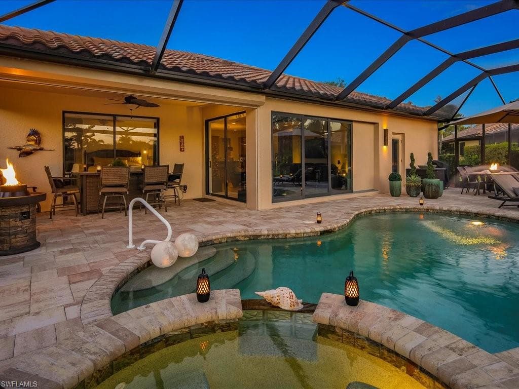 3913 Sapphire Way, Naples, FL 34114-42