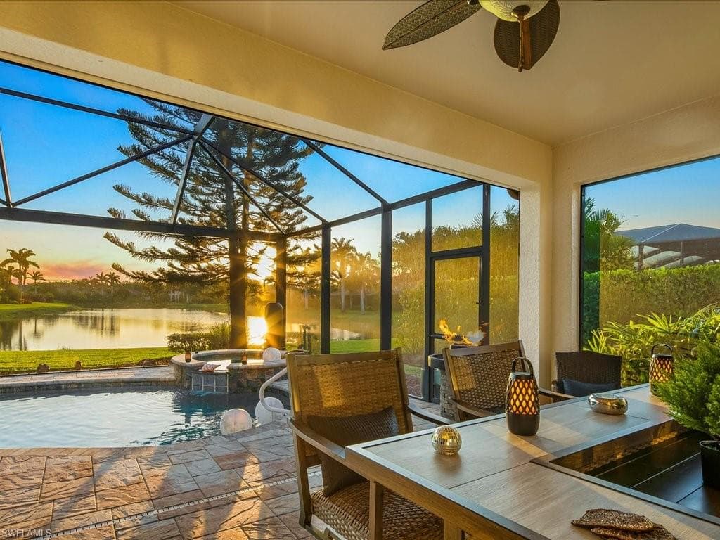 3913 Sapphire Way, Naples, FL 34114-50