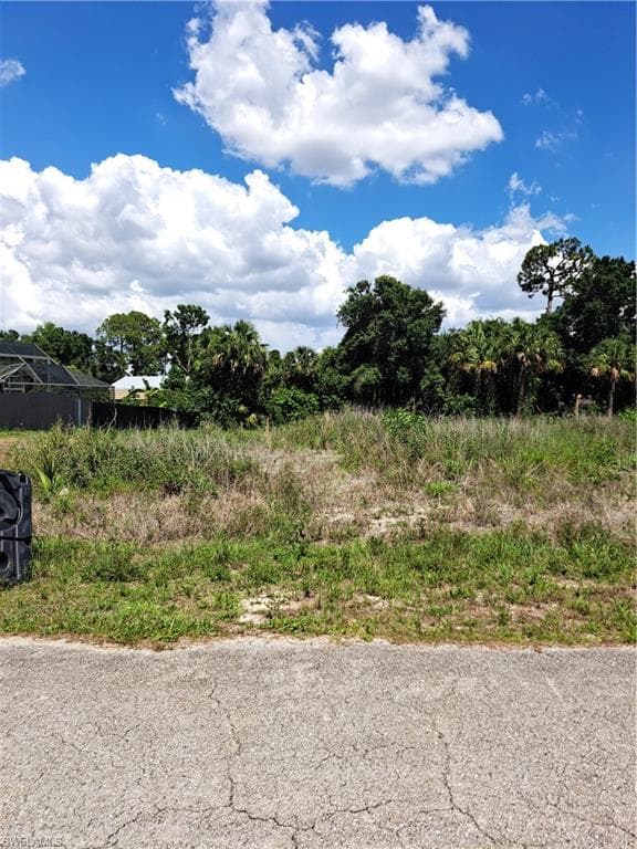 510 James Ave, Lehigh Acres, FL 33936-4