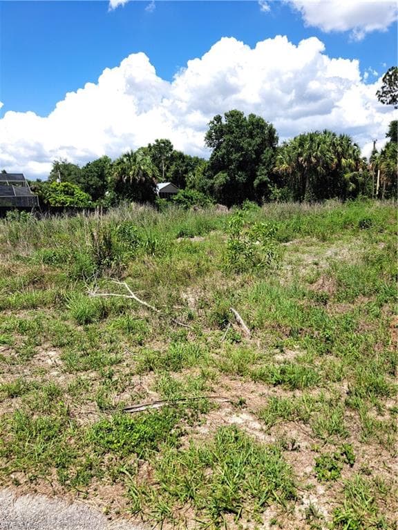 510 James Ave, Lehigh Acres, FL 33936-5