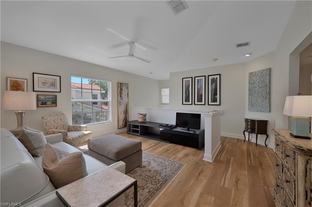 2436 Orchid Bay Dr 204, Naples, FL 34109-9
