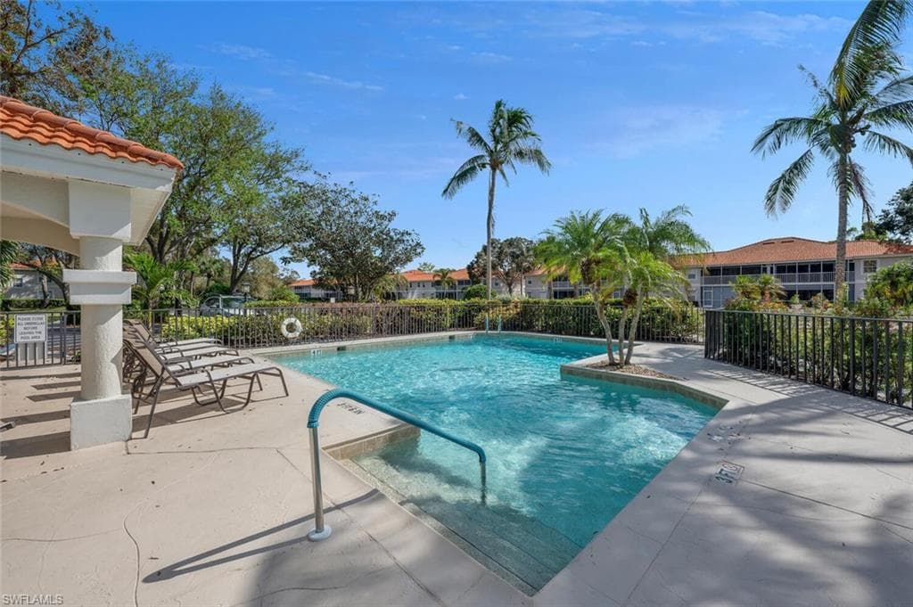 2436 Orchid Bay Dr 204, Naples, FL 34109-23