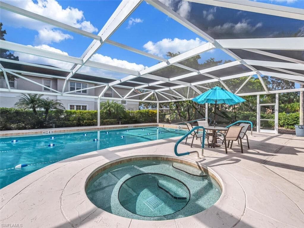 2436 Orchid Bay Dr 204, Naples, FL 34109-26