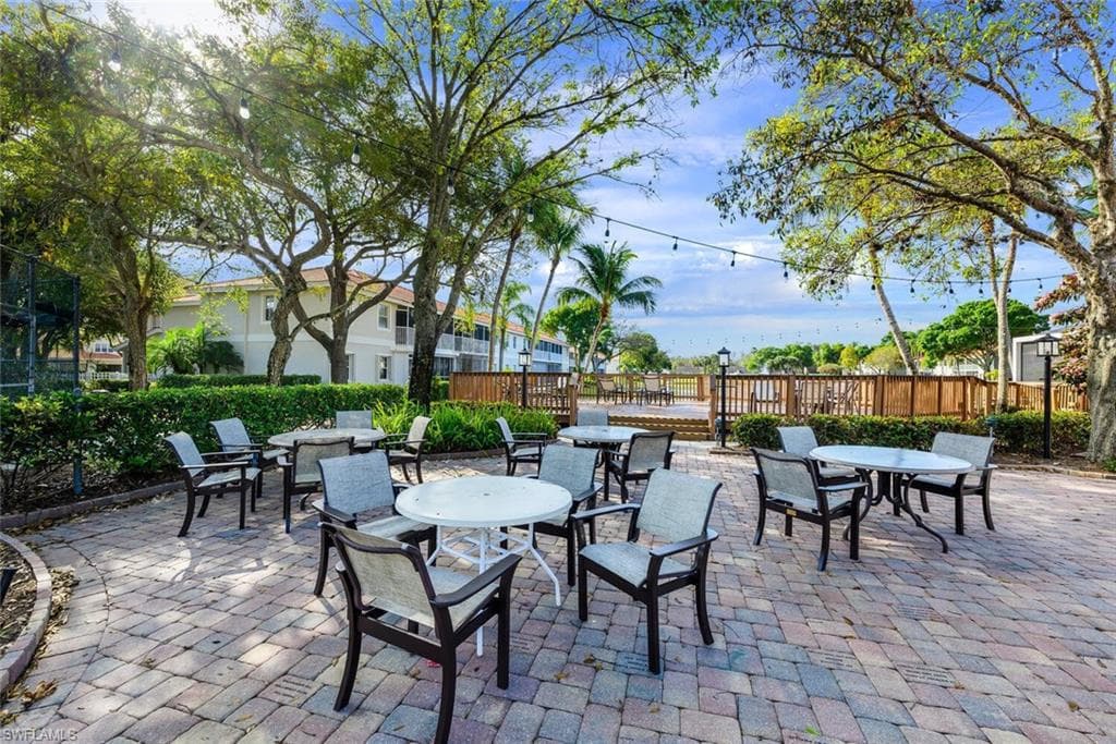 2436 Orchid Bay Dr 204, Naples, FL 34109-30