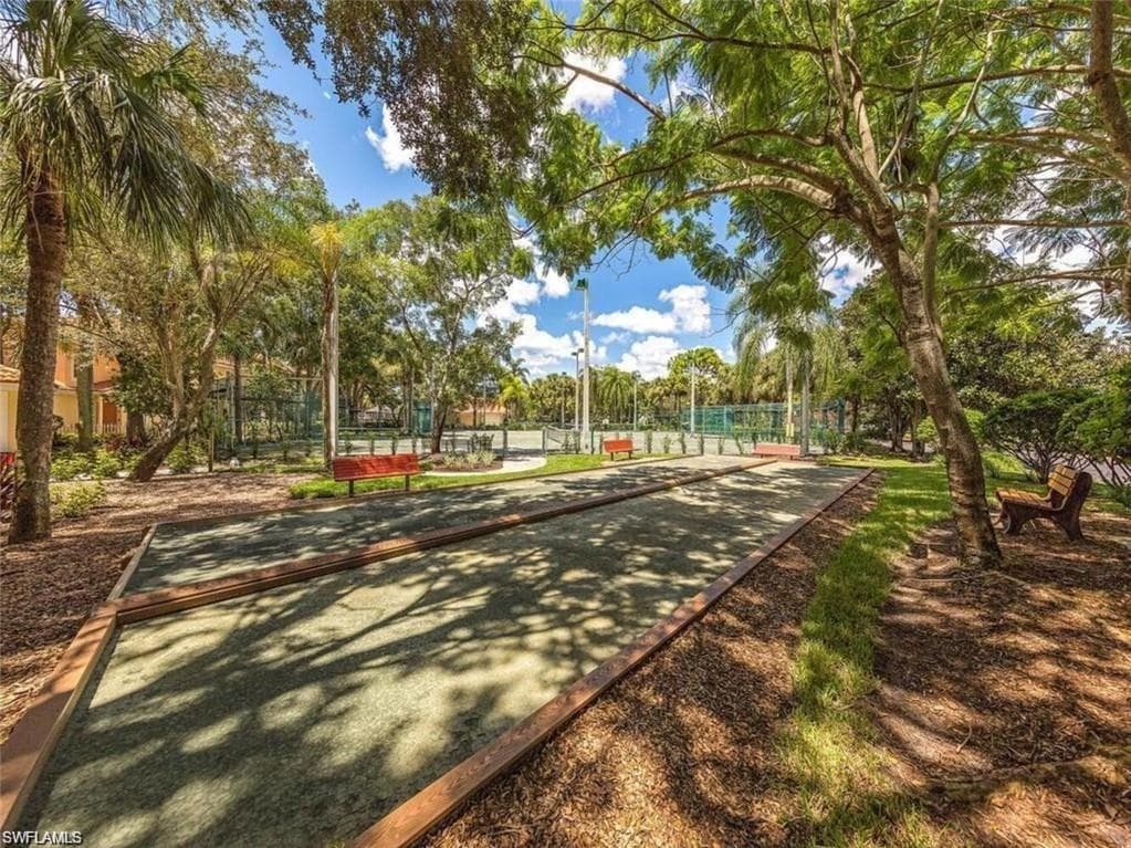 2436 Orchid Bay Dr 204, Naples, FL 34109-33
