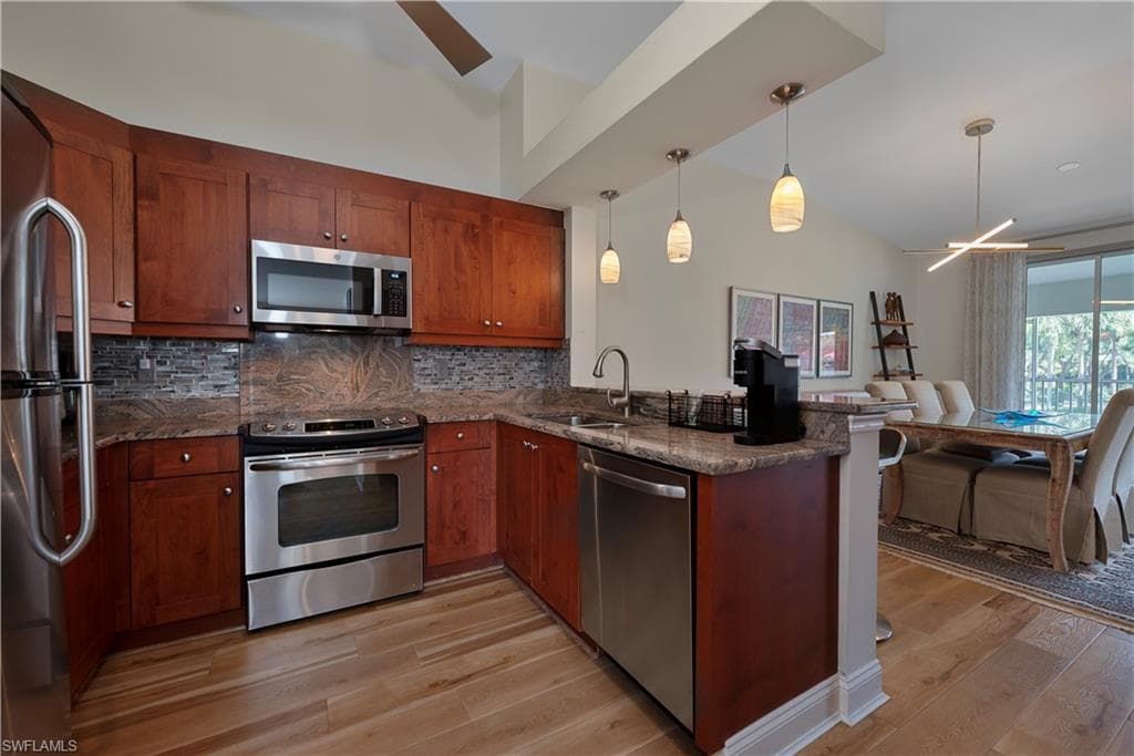 2436 Orchid Bay Dr 204, Naples, FL 34109-3