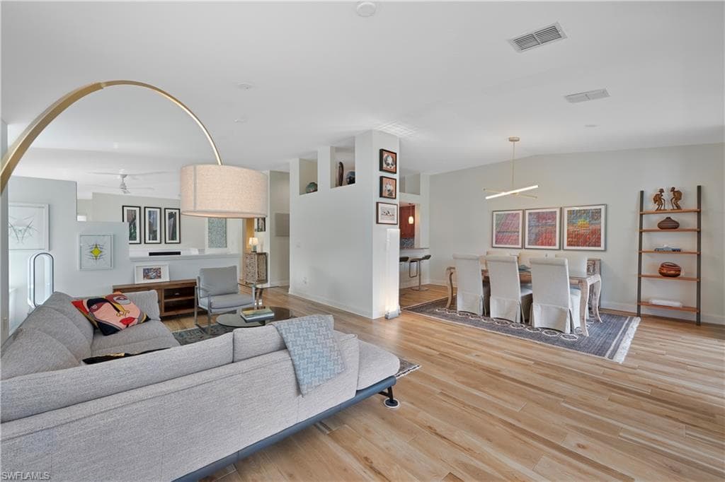 2436 Orchid Bay Dr 204, Naples, FL 34109-6