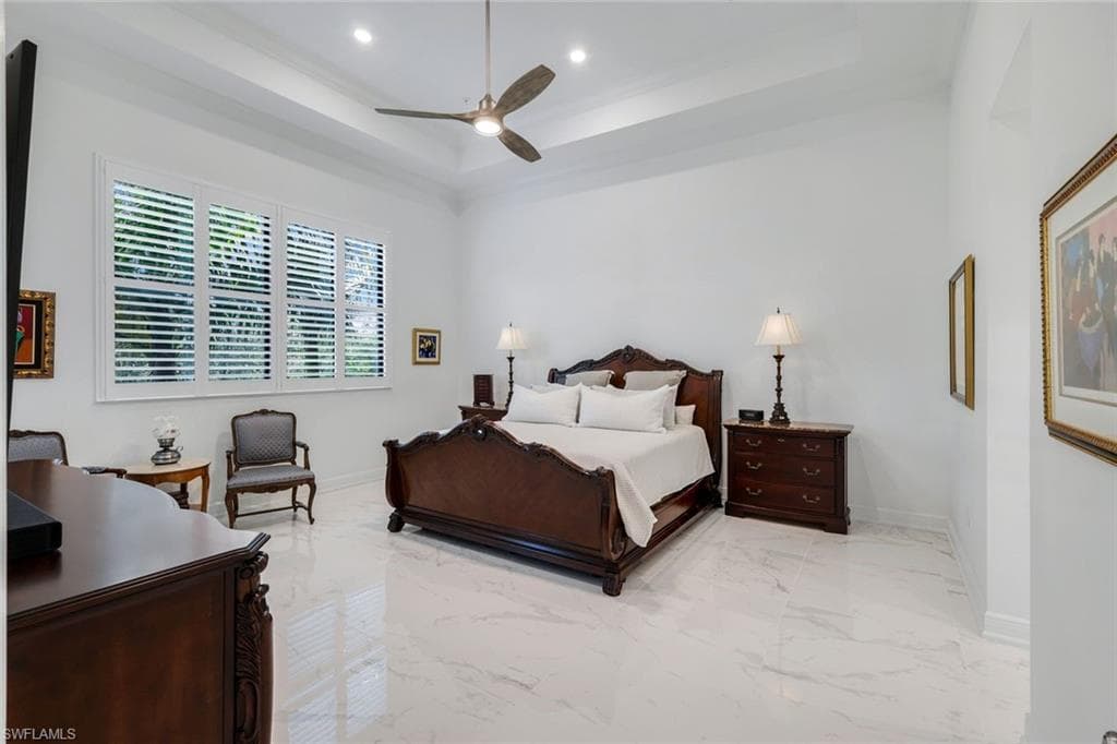2488 Breakwater Way 201, Naples, FL 34112-15