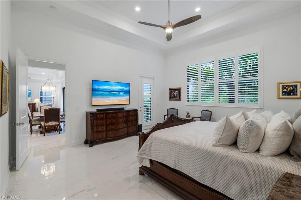 2488 Breakwater Way 201, Naples, FL 34112-16