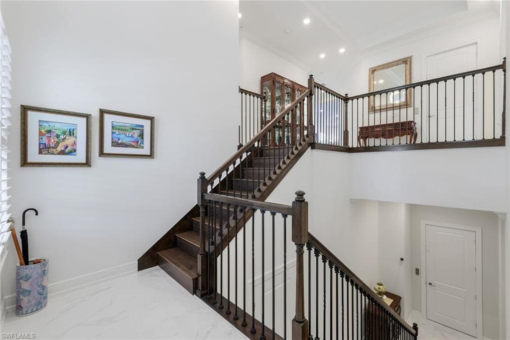 2488 Breakwater Way 201, Naples, FL 34112-25