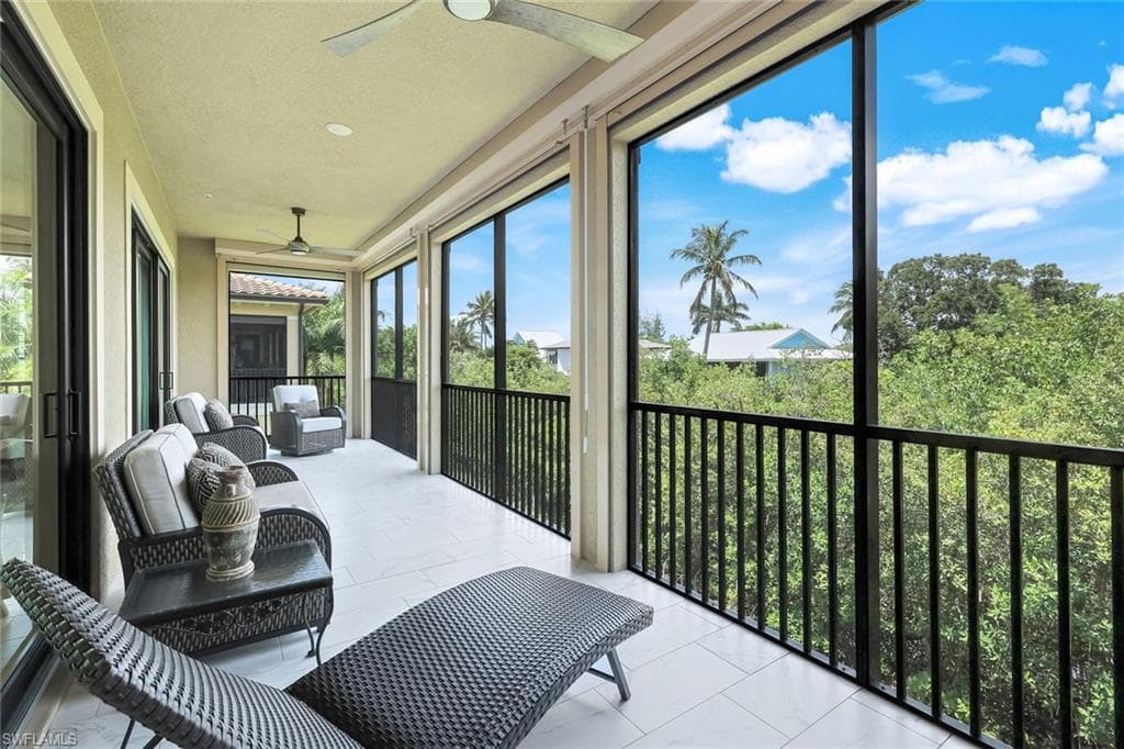2488 Breakwater Way 201, Naples, FL 34112-27