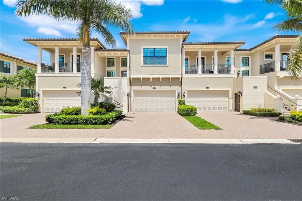 2488 Breakwater Way 201, Naples, FL 34112-31