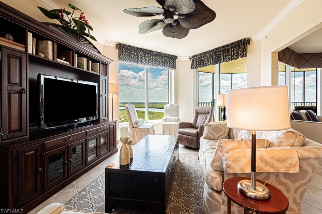 1050 Borghese Ln 1101, Naples, FL 34114-11