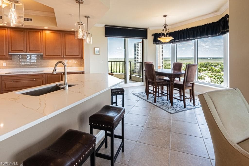 1050 Borghese Ln 1101, Naples, FL 34114-13