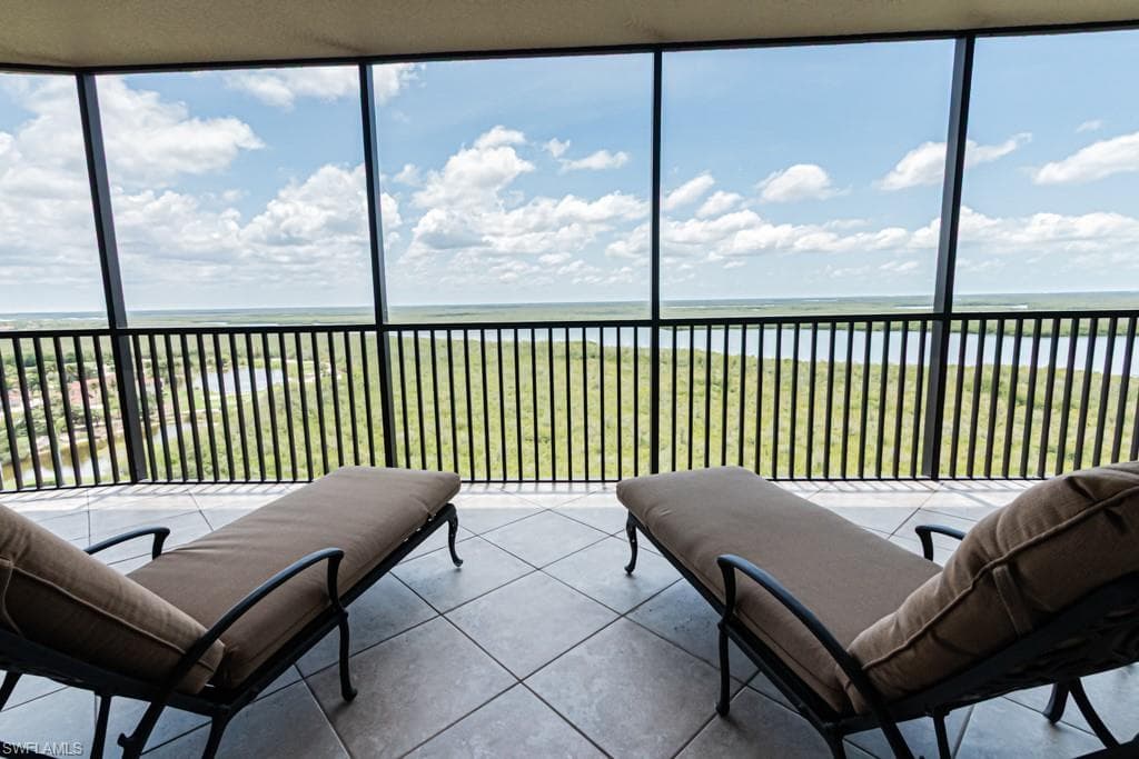 1050 Borghese Ln 1101, Naples, FL 34114-23