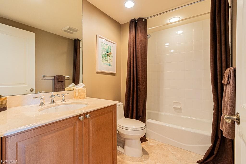 1050 Borghese Ln 1101, Naples, FL 34114-31