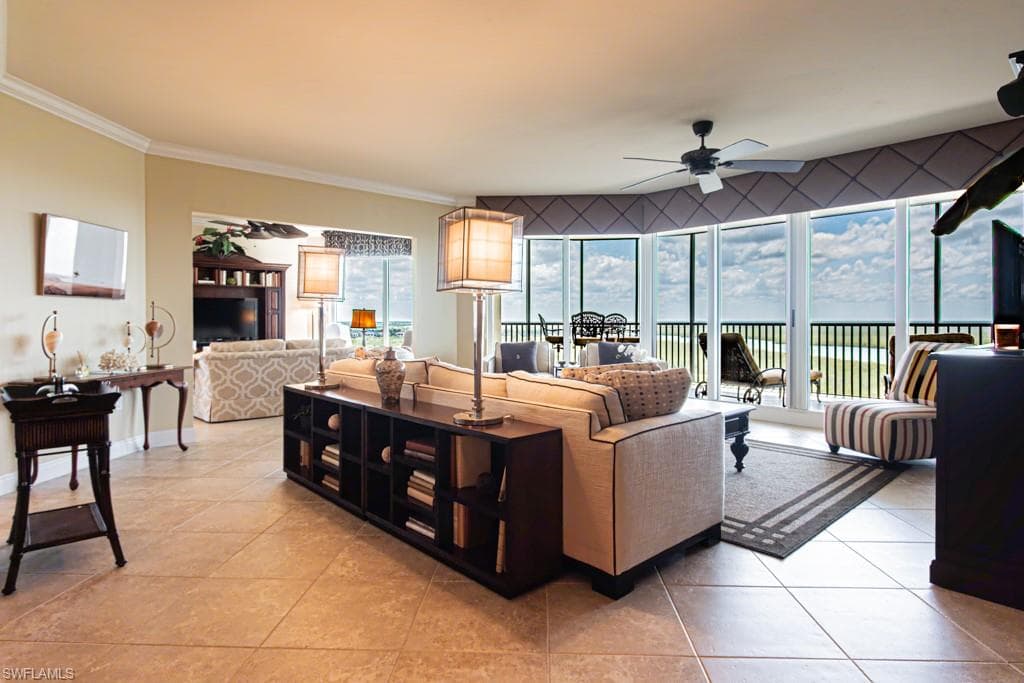 1050 Borghese Ln 1101, Naples, FL 34114-8