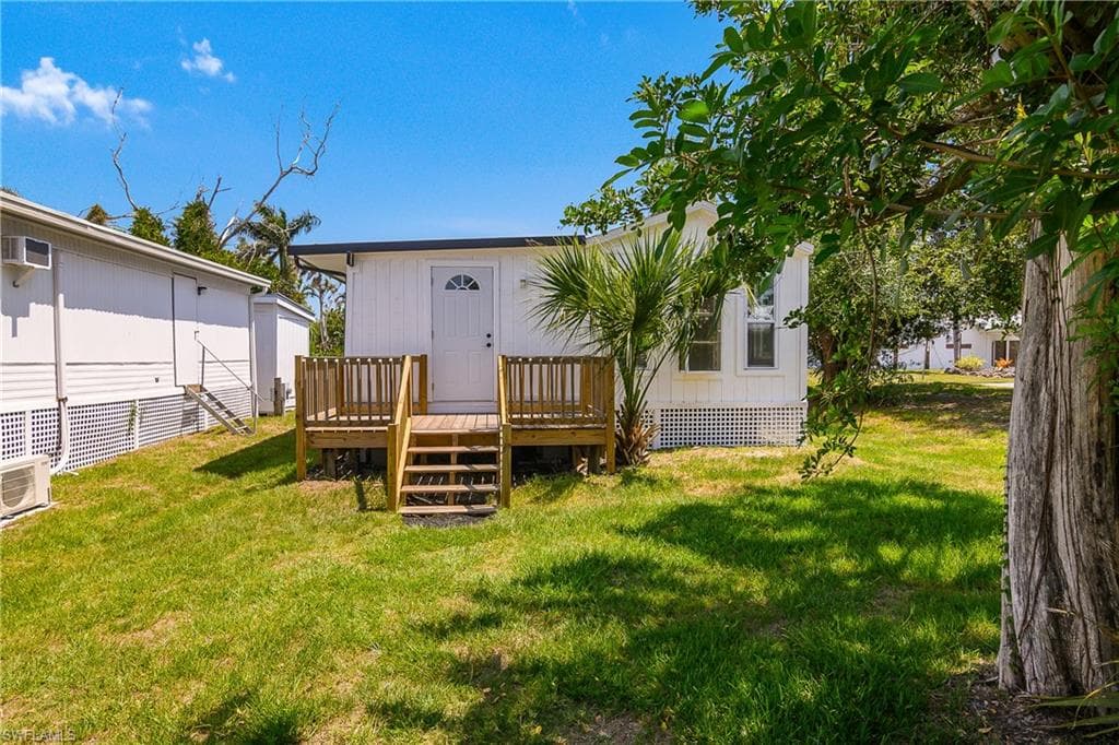 5675 Pine Island Rd NW, Bokeelia, FL 33922-23