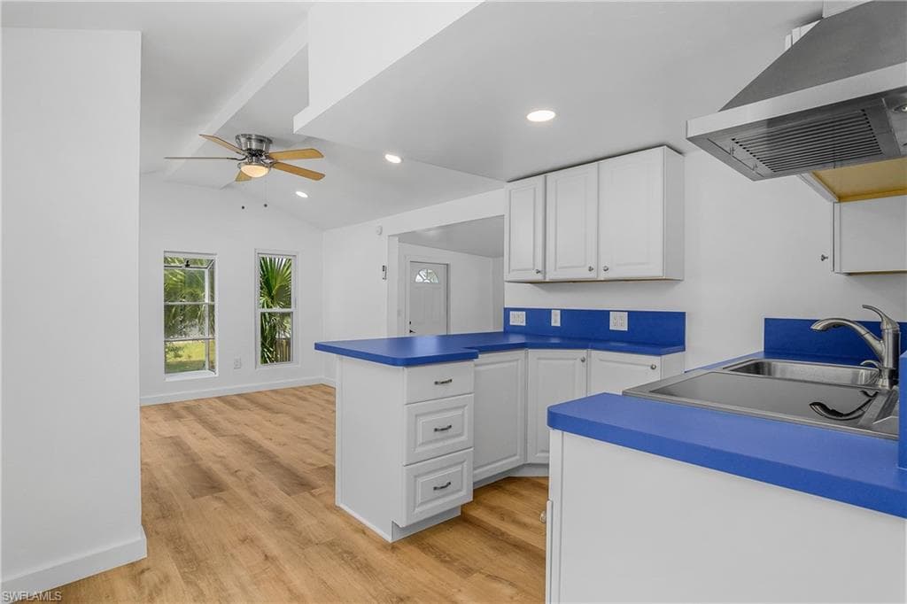 5675 Pine Island Rd NW, Bokeelia, FL 33922-6
