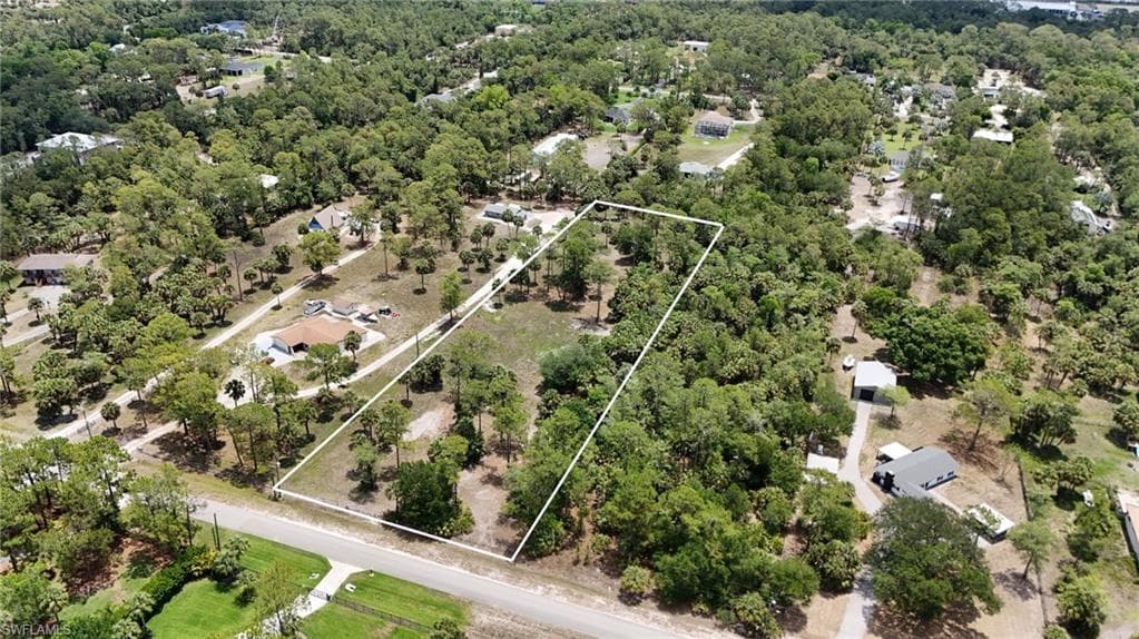 000 5th St NW, Naples, FL 34120-5