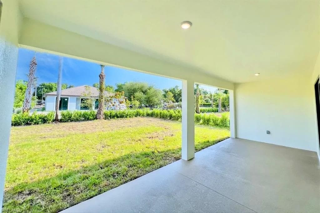3726 Lora St, Fort Myers, FL 33916-26