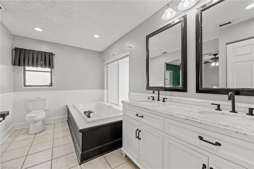 1311 11th St, Cape Coral, FL 33990-18