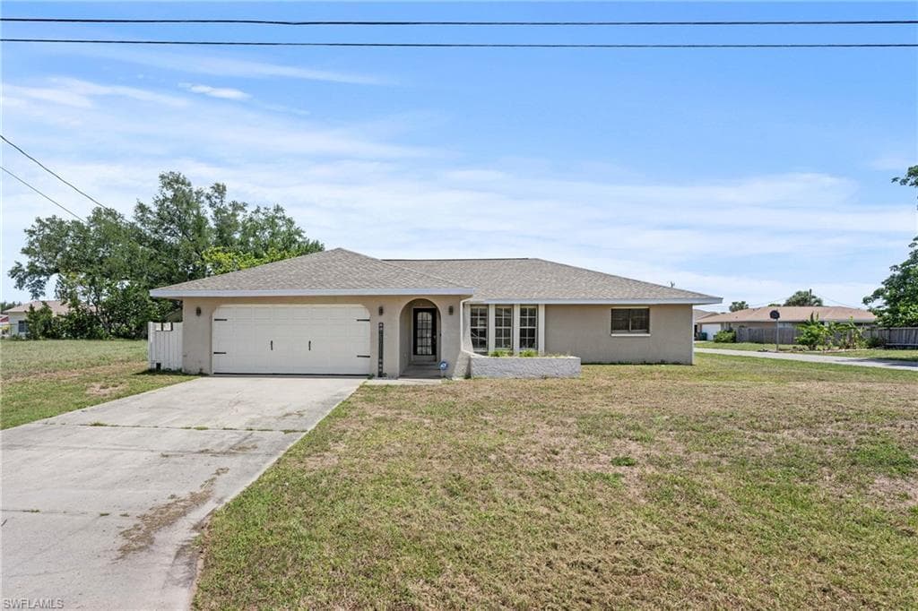 1311 11th St, Cape Coral, FL 33990-2