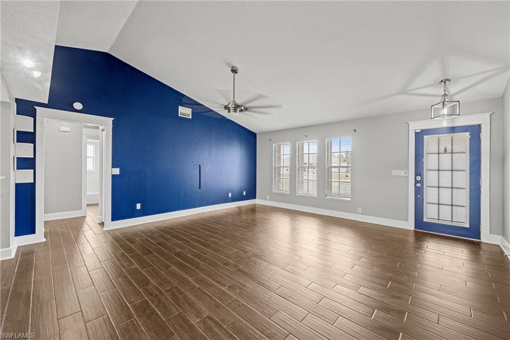 1311 11th St, Cape Coral, FL 33990-4