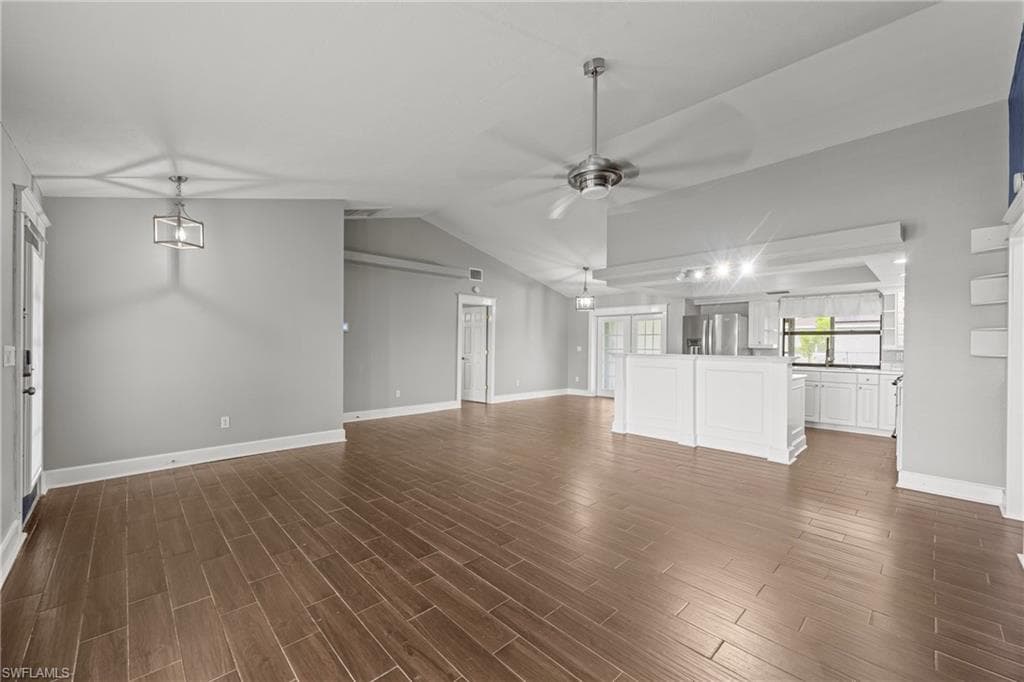 1311 11th St, Cape Coral, FL 33990-6