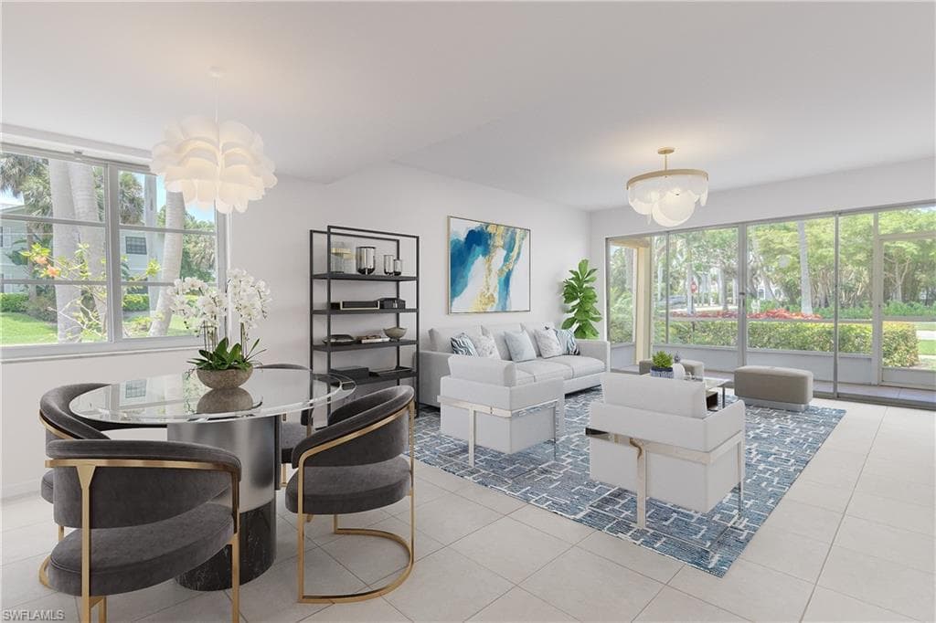 900 8th Ave S 102, Naples, FL 34102-6