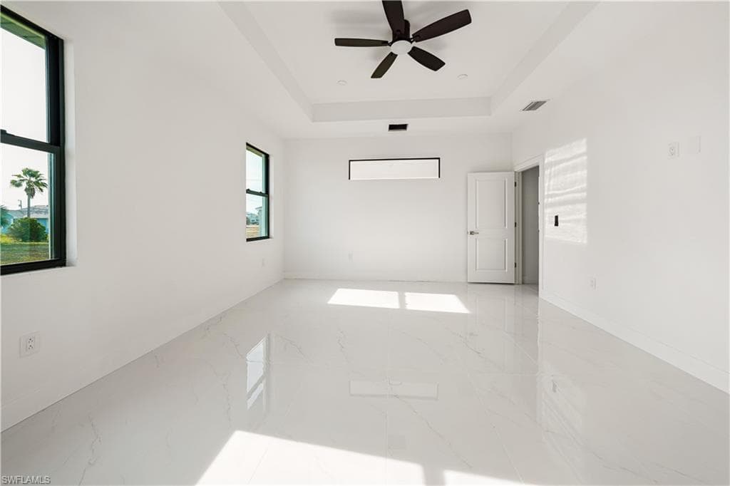 4521 34th St, Cape Coral, FL 33993-12