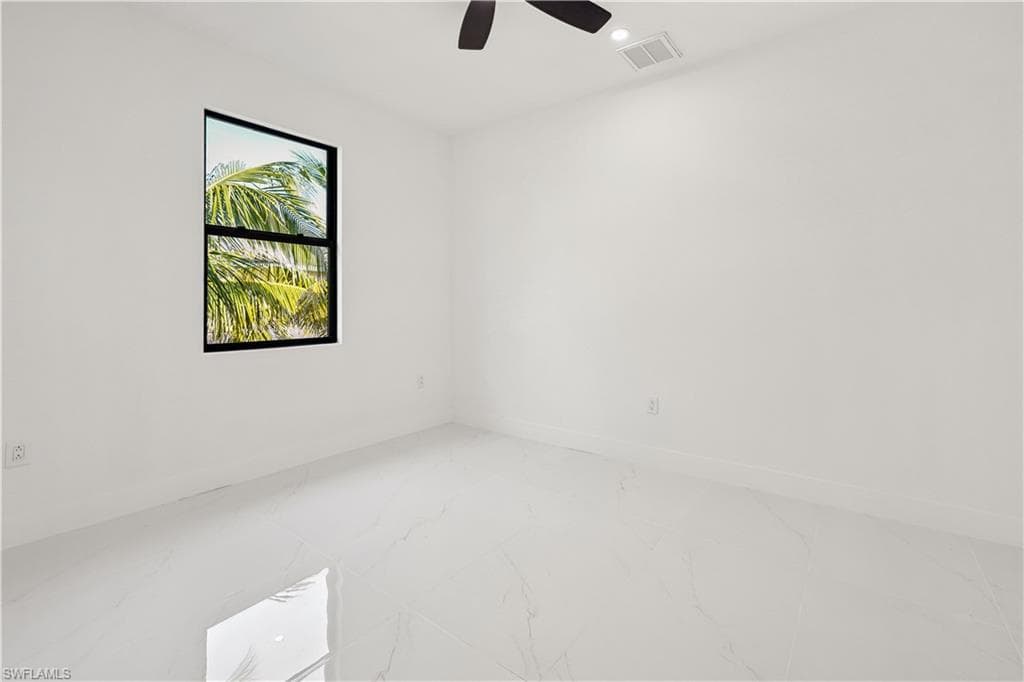 4521 34th St, Cape Coral, FL 33993-14
