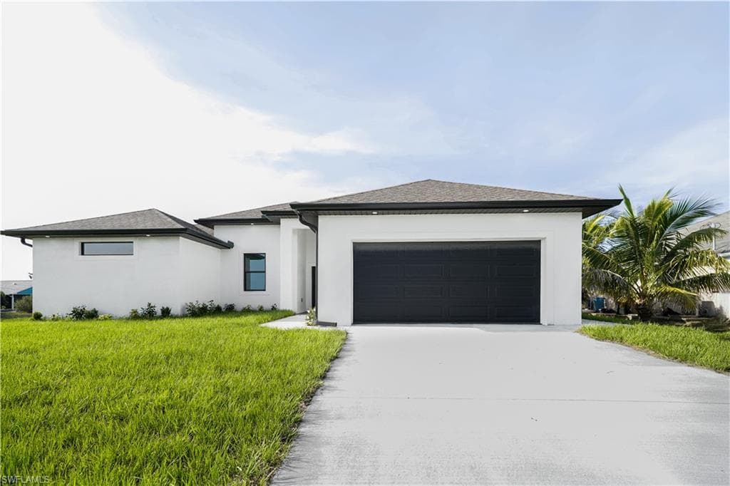 4521 34th St, Cape Coral, FL 33993-1