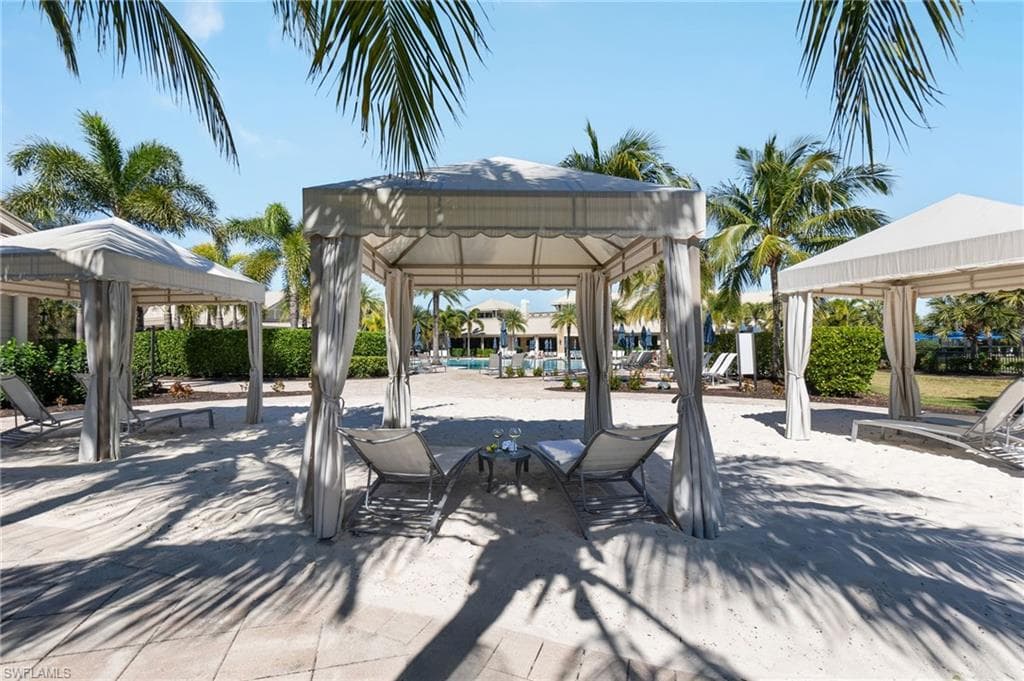 6787 Pennyroyal Dr, Naples, FL 34114-26