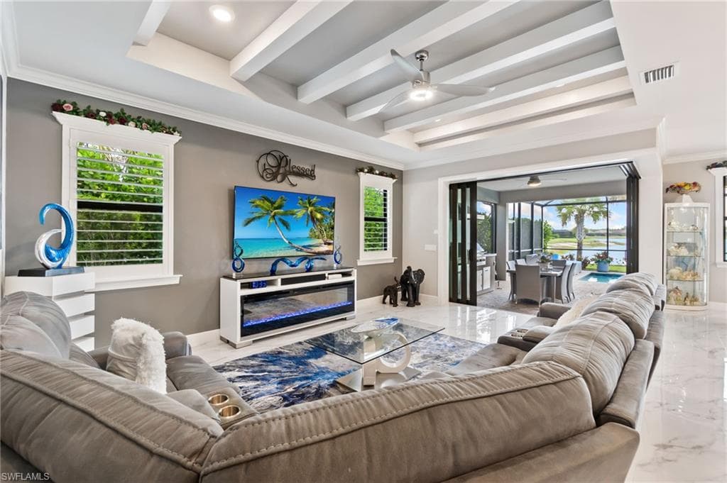 6787 Pennyroyal Dr, Naples, FL 34114-4