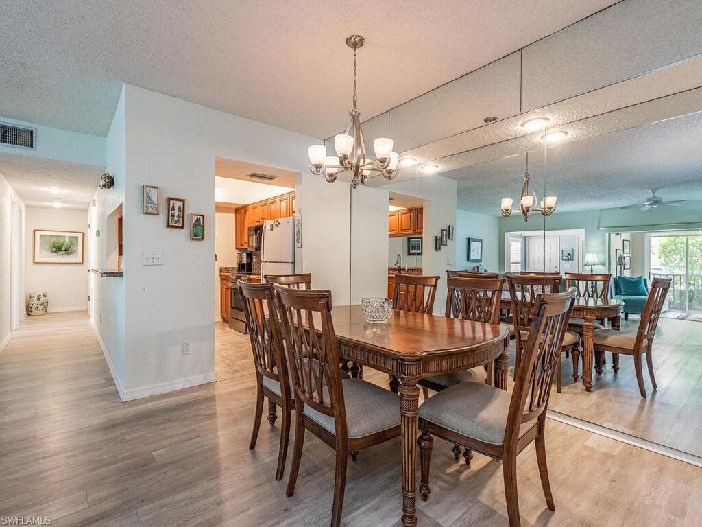 105 Tuscana Ct 1002, Naples, FL 34119-6