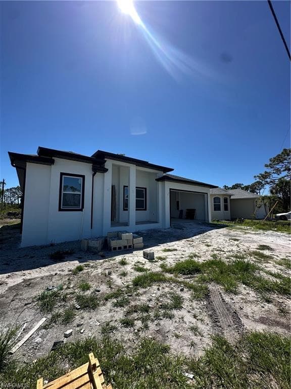 205 Australian Dr, Rotonda West, FL 33947-3