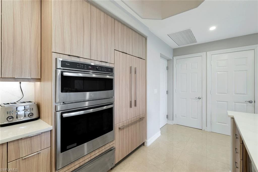 2728 Tiburon Blvd E A403, Naples, FL 34109-10
