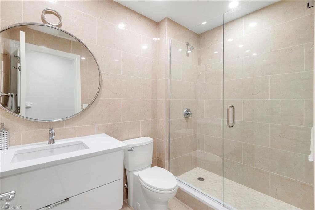 2728 Tiburon Blvd E A403, Naples, FL 34109-19