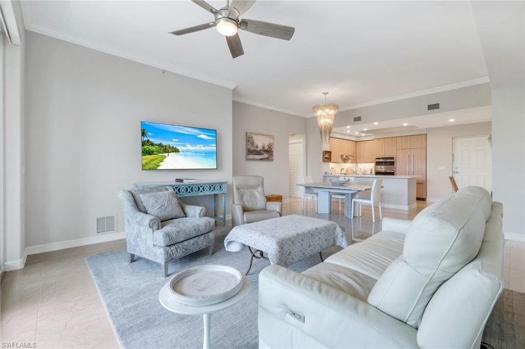 2728 Tiburon Blvd E A403, Naples, FL 34109-8